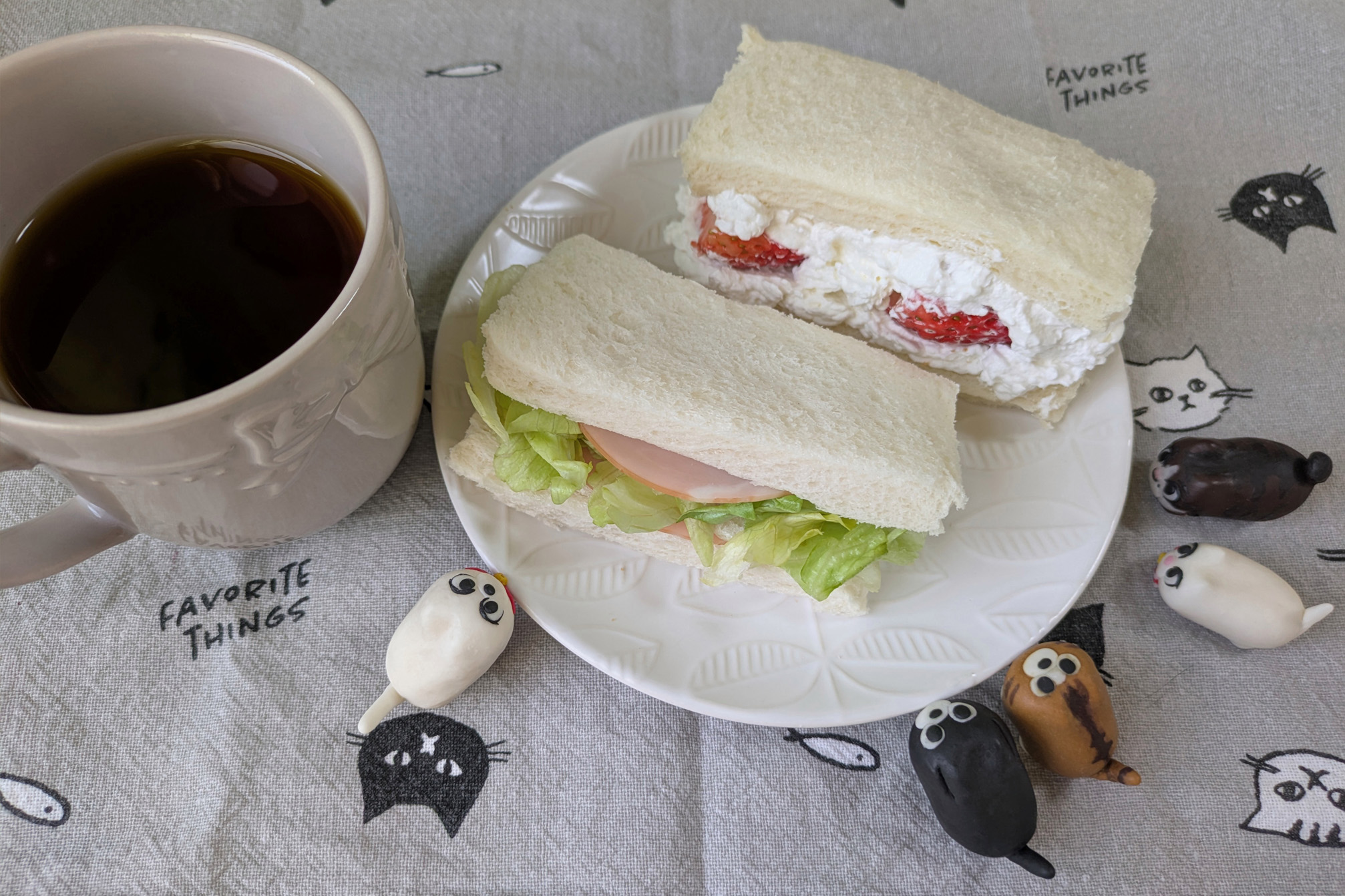 サンドイッチとBADCAT